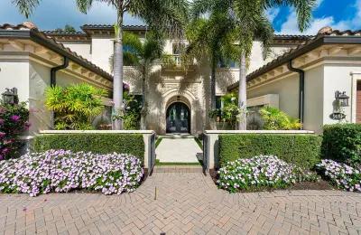 The Aqua Pearl Estate